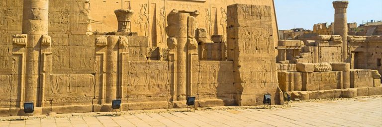 Who created the first Paver piece?